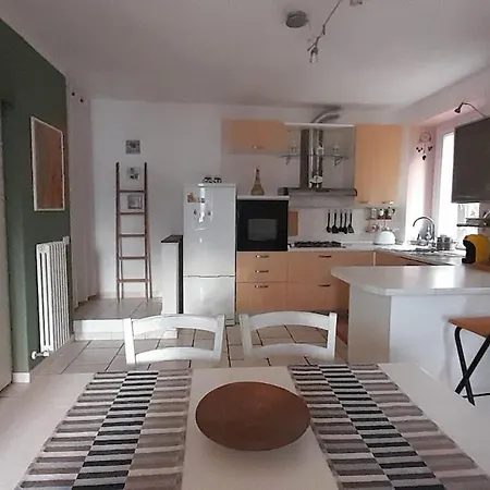 La Vista Magnificent View Apartment *