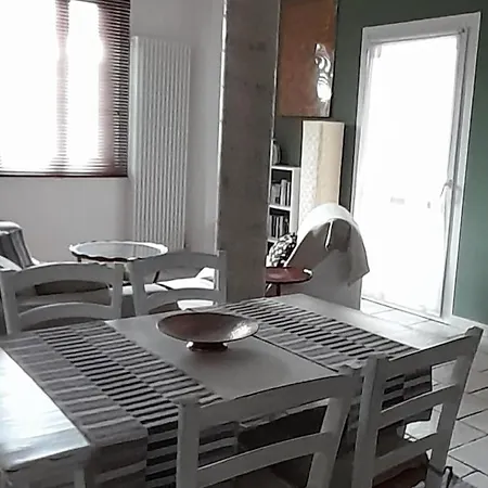 La Vista Magnificent View