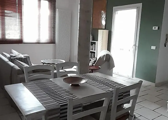 La Vista Magnificent View